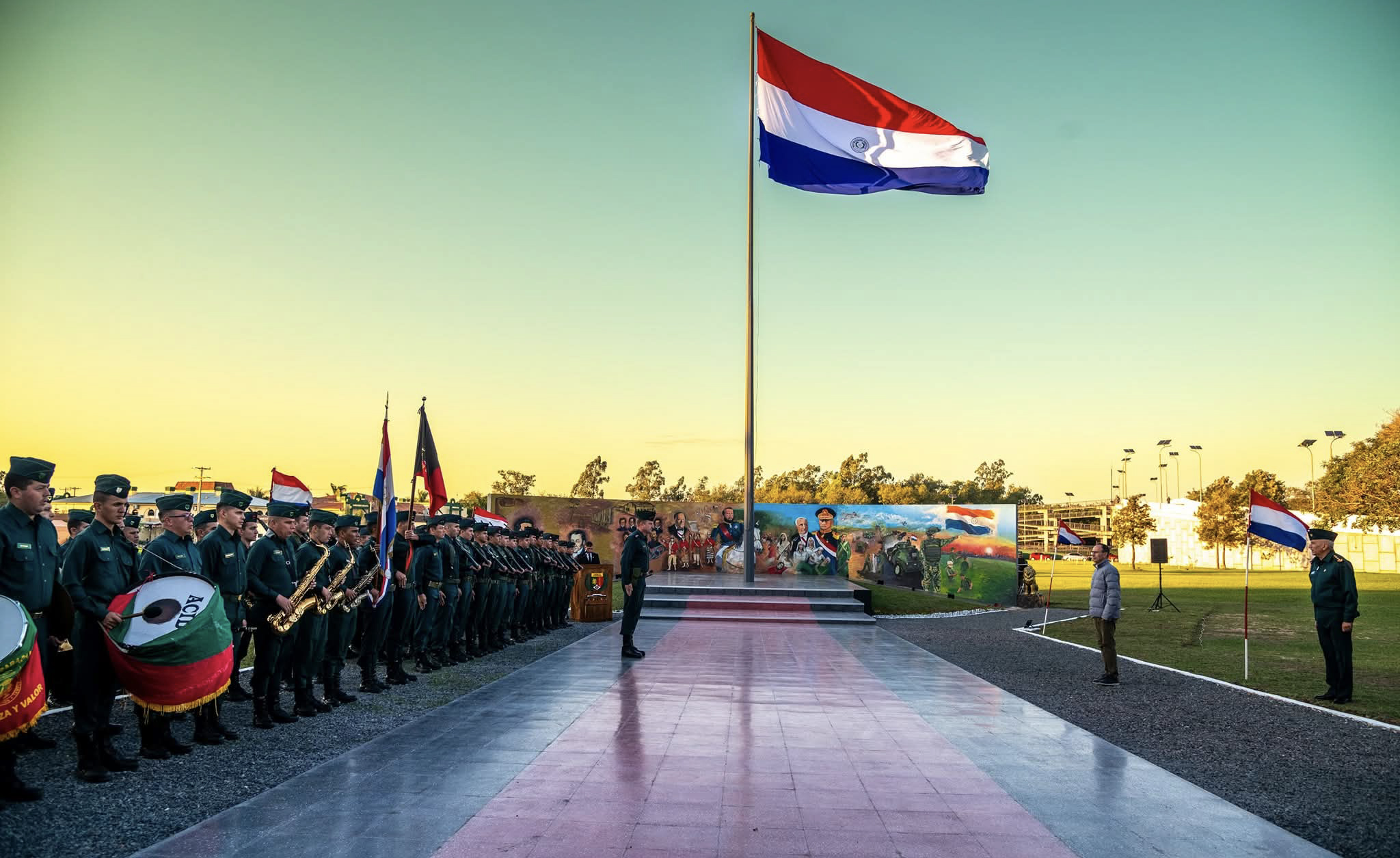 Mural del Ejército Paraguayo realizado por Bellas Artes. Conjugando arte e historia
